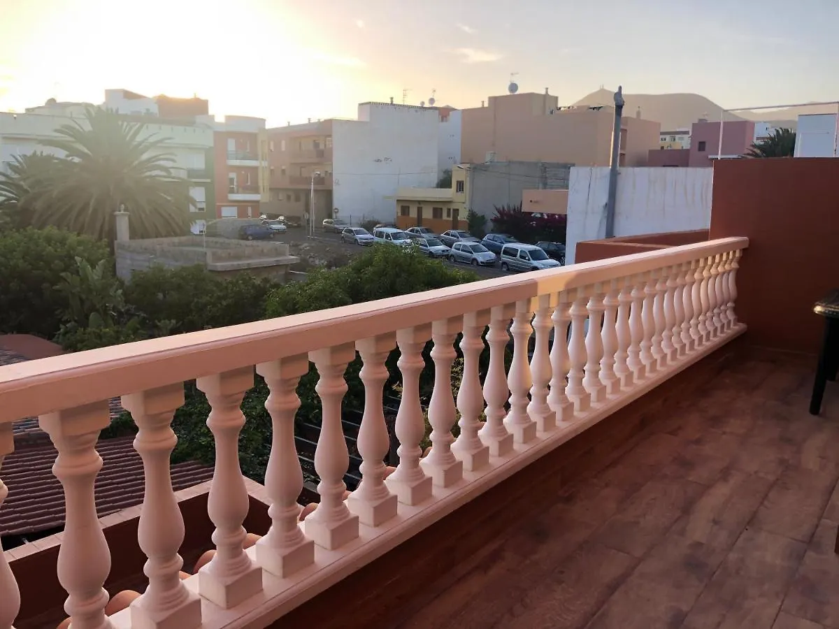 San Isidro. 2 rooms. Quiet terrace San Isidro  0*, San Isidro (Tenerife) Spanje